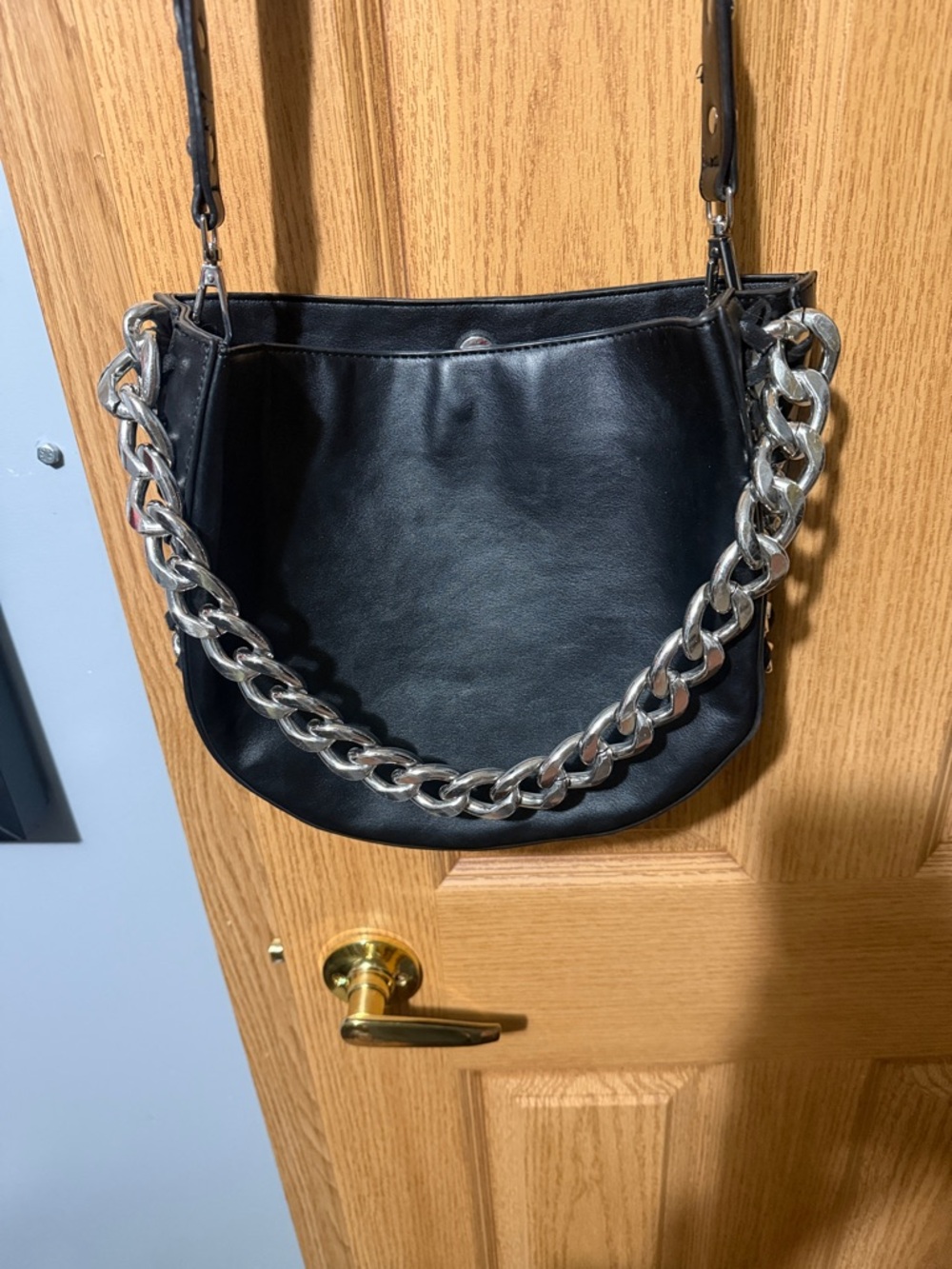 Black Leather Crossbody Bag with Silver Chain Accent - Picture 2 of 8